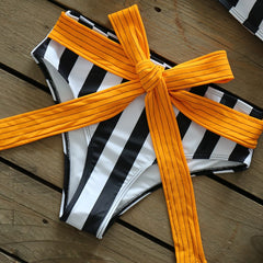 2025 Floral Ruffle Bandage Bikini Set – Women’s Push-Up Two-Piece Swimsuit