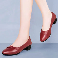 Women Soft Leather Low Heel Shoes Comfortable Soft Sole Middle-aged Sandals Mid Heel Work Shoes New Arrival 2025