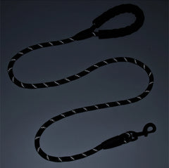 1.5m Reflective Nylon Dog Leash – Soft Handle Pet Walking Leash