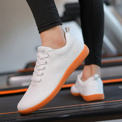 Lightweight Wide Toe Casual Sneakers for Men Women Breathable Mesh Walking Shoes Comfortable Outdoor Running Jogging Shoes