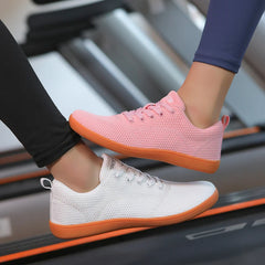 Lightweight Wide Toe Casual Sneakers for Men Women Breathable Mesh Walking Shoes Comfortable Outdoor Running Jogging Shoes